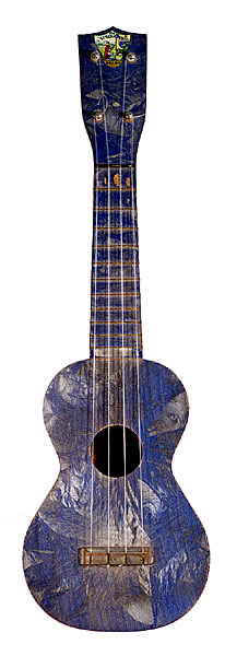 Unknown (plastic) ukulele